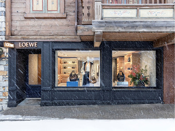 Rénovation de la boutique Loewe à Courchevel par RM BAT